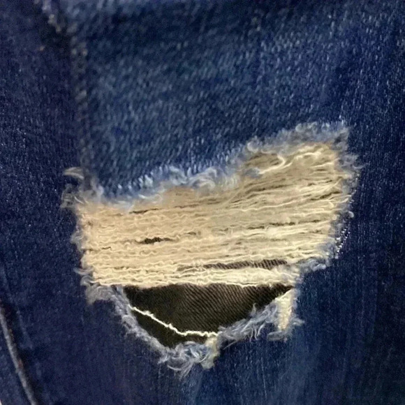 L’Agence Sada High Rise Distressed Crop Jeans - Picture 5 of 9